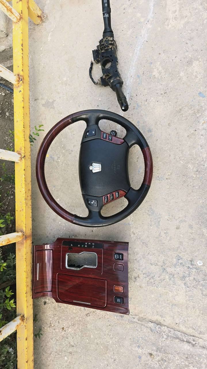 دركه صاج للبيع  مع صاجيه تابوت الوسط هيه ودكم 2 مع بداله لايت كلهن ب 100 نهايتهن مكان بابل ***********
