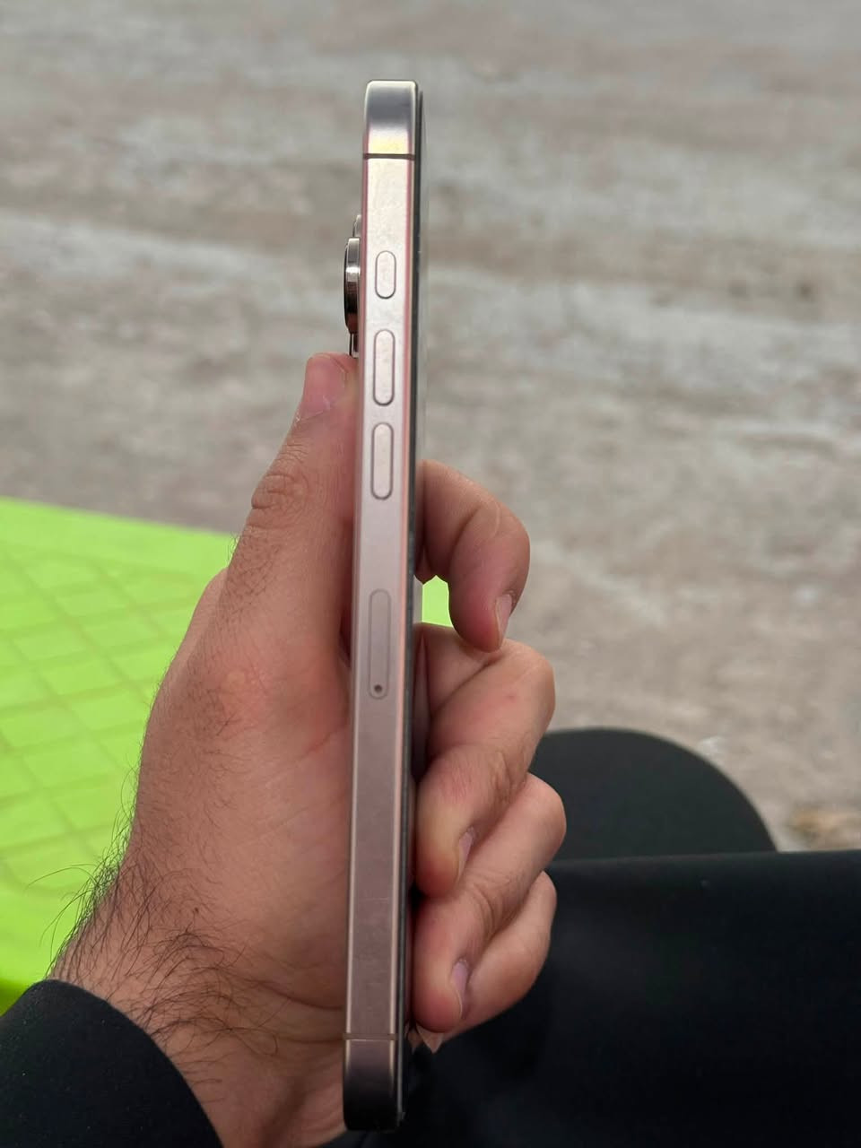 سلام وعليكم من رخصت ابو لكروب جهاز 16برو ماكس ولبطاريه كدام عينك جهاز مال لبيت لو مامحداج مانبيعه جهاز نضيف اخو جديد والله لعضيم   
سعر 1375وبي مجال لطيبين 
بكاني لبصرة لدير 
لرقم ***********
وبي واساب
واني بختمتكم
اني مكلف بل نشر مايخصني
