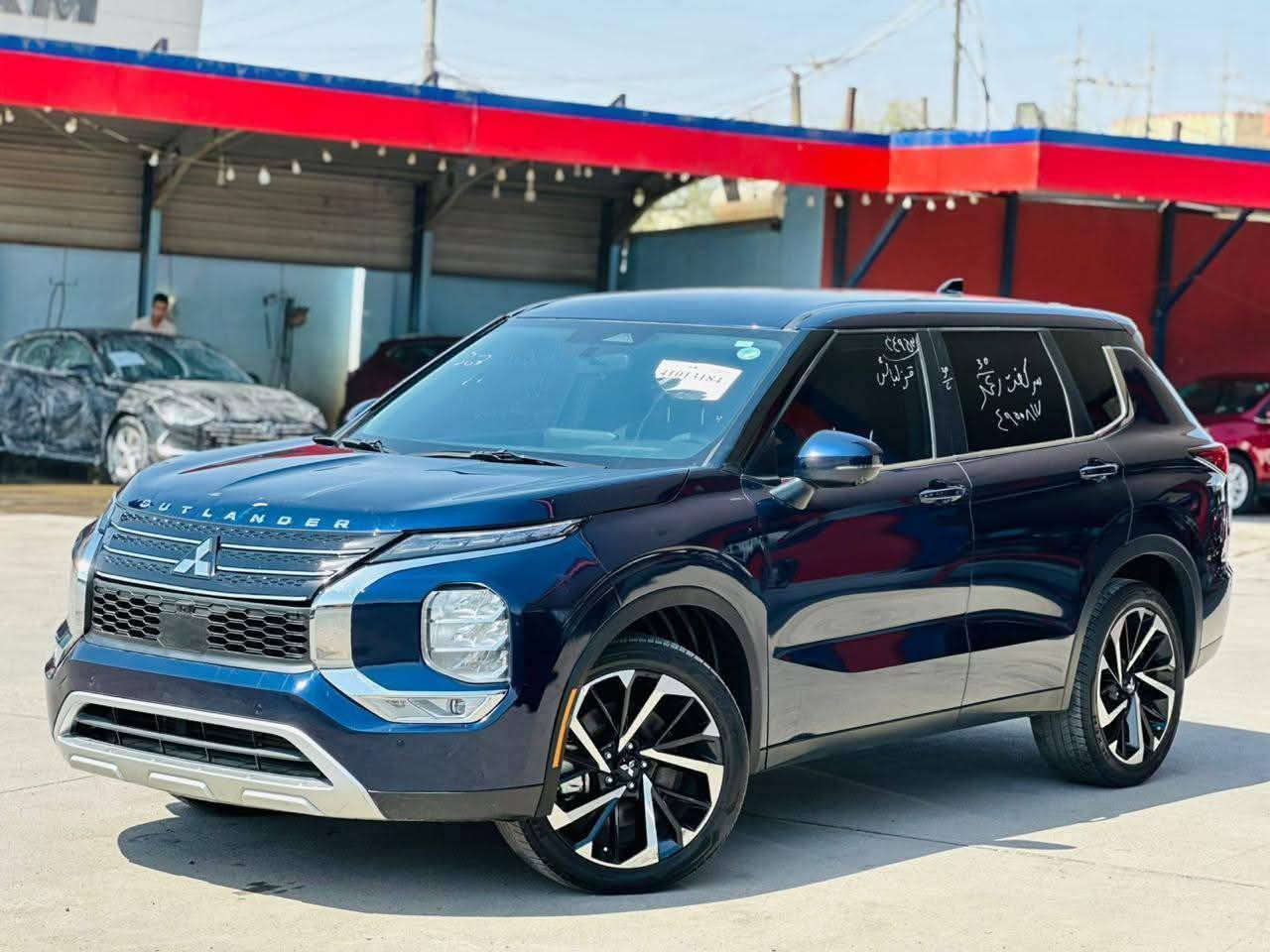 2023 MITSUBISHI OUTLANDER, SE 2.5
مستربوشي اوتلاندر 2023 
محرك 2500🚀
السياره حادثه جملغ يسار صبغ -  بدون دواخل ) 
بجم كبس صور الحادث بين الصور 
ايرباك سيستم  

مواصفات فول فول ما عدا فتحة👇
بصمة
ابواب بصمة
4 كاميرا 
٧ راكب
حساس امامي و خلفي 
رادار امامي و خلفي و جانبي
كشن هيتر
لايت زينون
لايت ليد
بلاجكتور
شحن وايرلس
تحكم ستيرن
تحديد السرعة
تحديد المسار
نظام ايكو 
نظام سبورت
٥ نظام قياده 
ويل كب كروم R20
بريك بصمة
صندوق شفت
تبريد قطعتين
شاشة كبير
سعر 190 ورقه  
معرض  اربيل كارس
 واتساب
رقم ☎️*********** كورك 
رقم ☎️*********** اسيا
