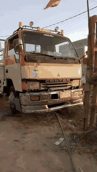 سلام للبيع كنتر مديل 1995 سياره زيرو رقم ديالى ليف سياره جديده مال جناي محرك 3000 مال كيه بنكو فحل 2020 محجر تفصال جديد تخم تاير جديد سعر 65 وبيه مجال الشراي وهاذ رقم الهاتف *********** رحمل ولديكم لمو شراي لا يخابر ولا يلق ولا يكسر بحلال الودم 🫡
