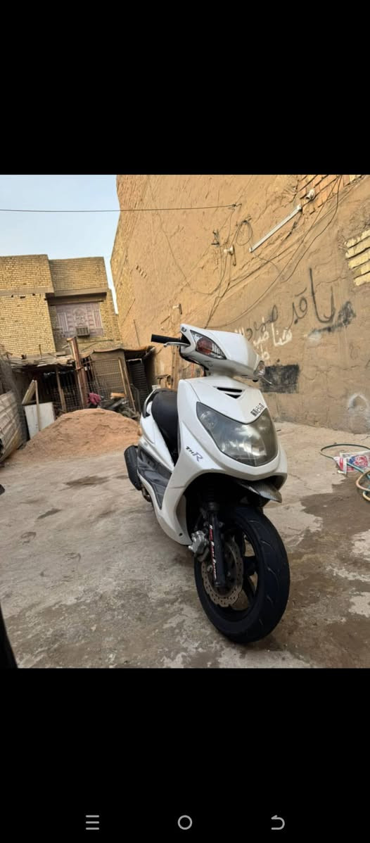 السلام عليكم دراجه سكنس فحل مكفوله برغي ما مبدل السعر 700 وبيهه شويه مجال الشراي يتصل ***********
