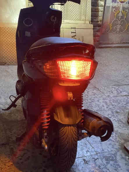 السلام عليكم دراجه سكنس فحل كوري خير م̷ـــِْن الله مكينه 58ونص تخم تاير منضومه زنون كفرات تايوان الاصلي فقط الدشبول بي عطل بسيط السعر 550وبيها مجال رقم الهاتف ***********متوفر فقط واتساب
