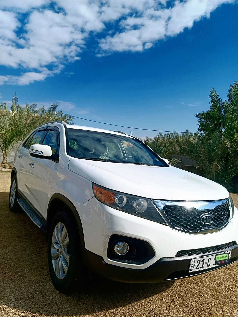 سورنتو 2013خليجية كفالة عامة 
1-بصمة تشغيل وأبواب ✅ 
2-كشن كهربائي +يدات نيكل  ✅
3- مري شفط +اشاير بالمرأة✅
4-علامة ترحيب بالأبواب ✅
5- ثلاث قطع تبريد +7راكب✅
6- رقم سليمانية أنكليزي بأسمي✅
7- ماشية السيارة 116 ألف حقيقي ✅ 
8-محرك دوش  2400 /4 سلندر مكفول✅
9- حساسات أمامي خلفي+انذار اصطفاف ✅
10- لايت زنون + تبريد تدفئة فول ارضيةجلد ✅
11- ثلاث وضعيات قيادة +تحكمات ستيرن ✅
العنوان ديالىٰ ***********
