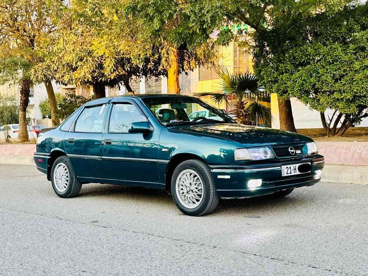 بسم الله الرحمان الرحيم سيارا اوبل فكترا موديل 1995 محرك 18 مرغوب مواصفات كير عادي داخل فورميك أربع جام كهرباء دشبول ايرباك قفل مركزي زينون ايبيس تحكم استيرن شاشه كامرا شغال سنوي 2029  رقم ويل حسير اصلي جديد عنوان كركوك رحيموا أذه شراي خابر تدلل.    ***********.  ***********.
