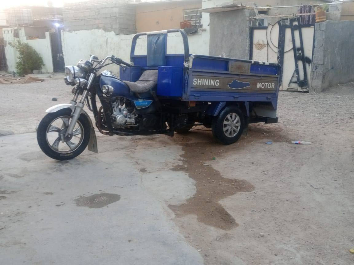 سلام عليكم ستوته للبيع الموديل 2016 مكينه 25 مكان كربلاء حي الغدير مكتب حسين وراق بسمي وهذا رقمي ***********
