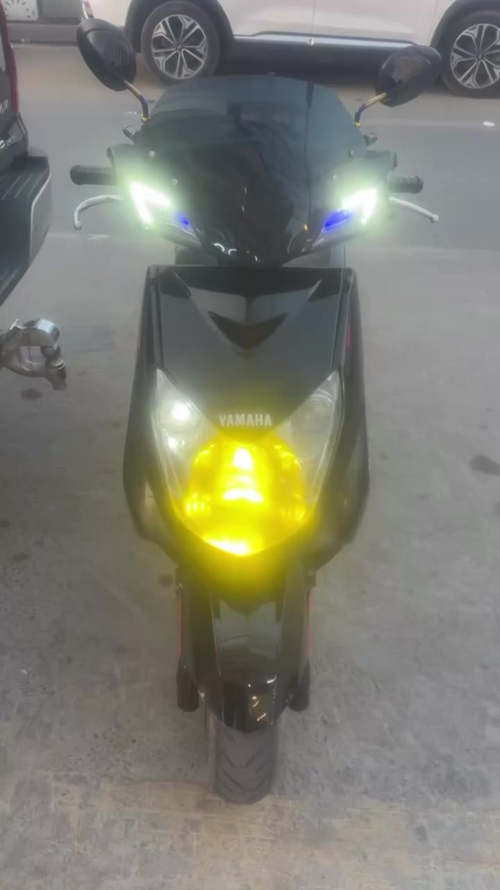 سكنس فحل للبيع
كفرات كهربائيات شغاله المكينه نكره 
مكان الدراجة القاهره السعر ٦٠٠ تجي تفحص وتدلل
***********
