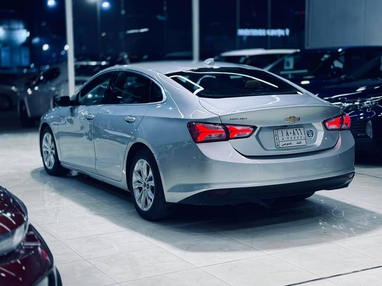 شيفرولية ماليبو LT موديل 2019 لون سلفر
#الضرر  : بسيط جدا خلفي جنطه 
#الرقم : مرقم نجف الرقم الحديث ( تم تحديث الرقم)

#المواصفات :

▪️السيارة : شيفرولية ماليبو
▪️المحرك : 1.5L توربو (اربعة سلندر )
▪️حجم الويل : ويل كب حجم 18
▪️بصمات عدد 2 للأبواب مع بصمة جنطة وبصمة تشغيل وتشغيل عن بعد
▪️لايتات اصفر مع كشافات دعامية LED
▪️شاشة الدشبول حجم كبير ( ايباد )
▪️كامرة خلفية دوارة اصل مع الستيرن
▪️كشنات السيارة جلد بيجي
▪️تدفئة لكشنات المقدمة
▪️تحكم فول كهرباء لكرسي السائق
▪️قطعتين تبريد امامي وخلفي
▪️ تشغيل عن بعد
▪️جنطة كهرباء
▪️سستم صوت 
▪️تحكم ستيرن جهتين بلوتوث وحاكية وكروس سرعة وتحكم صوت 
▪️نظام ABS مانع انزلاق

م/ السياره ضايف اله منظومه غاز جدا عمليه داخل ورشه الحكومية وتنسى الصرف المحسن نهائي و تكدر تشيله اي وقت يعجبك 

السعر المطلوب : 105 ورقة مع المجال
 المكان : النجف الأشرف 
الاتصال على :*********** للتواصل
