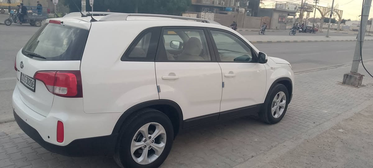 سورينتو 2014سبعه راكب خليجي ثلاث قطع تبريد سنويه ورقام نكليزي أربيل السياره بسمي مكان السياره كوت واسط مركز السعر 145وبيهه مجال الاتصال ***********
