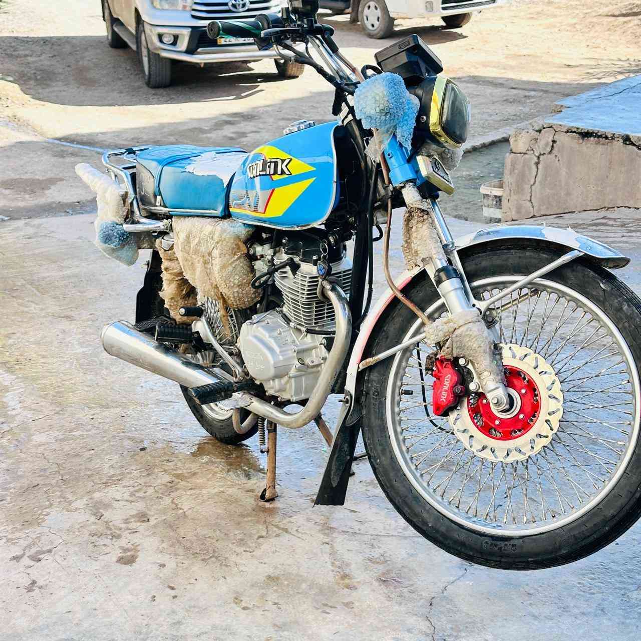 السلام عليكم
دراجه ناريه  
2024محرك ما مفتوح شرط النضافه 
سعر 650وبي مجال.
ه‍ ***********
