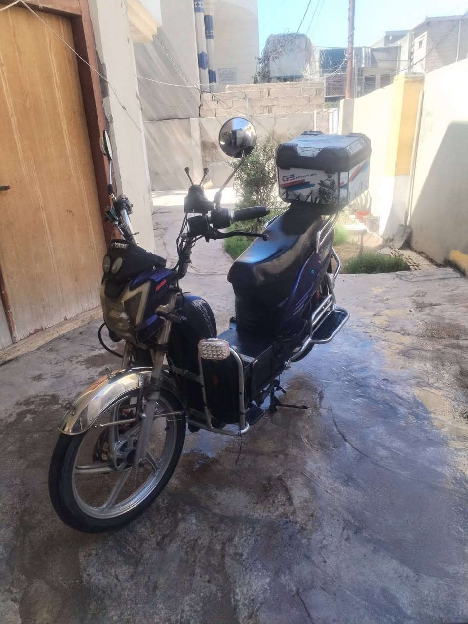 دراجة للبيع موديل ٢٣جهاز مانع سرقة جهاز تشقيل من بعد بطاريات جدد يقرن ١١دراجه نضيفه كهرباىيات شقالة  سعر 350وبي مجال ***********
