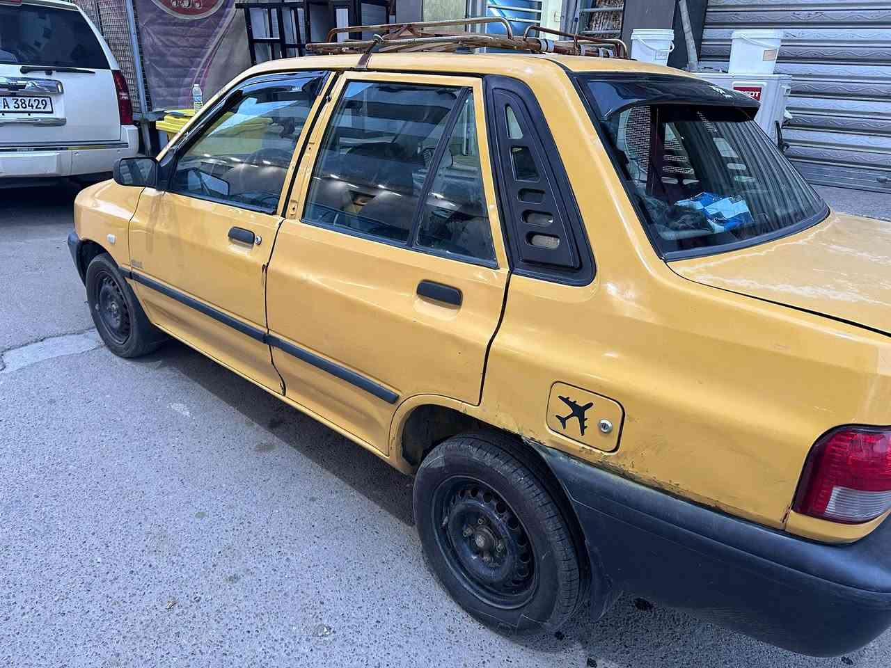 سايبا 2011مصفر هيئة و غرامات رقم انكليزي تحويل ثاني يوم   كير و مكينة خير من الله حدادية و ضفيرة جدد سيارة مال جناي السعر 23 و بيهة مجال بسيط حك الجية 
الاتصال فقط رقم او واتساب ***********
