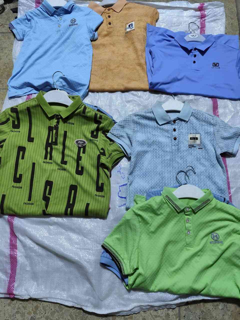 السلام عليكم تصفية مخازن ملابس جديد
ملابس جديد مو شي ان القياس من عمر سنة الى 15سنة سعر الدرزن 24 الف يعني القطعة ب الفين 
ناصرية مركز ***********
