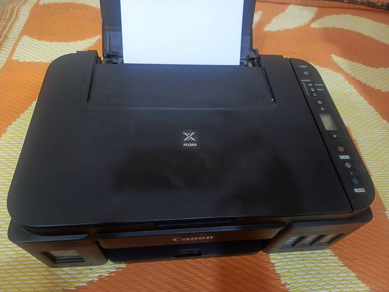 طابعه canon نقصها حبر بس شغاله بعدهي جديده بل كارتونه 
السعر 110الف 
متواجد عل خاص


**إذا كنت صاحب هذا الإعلان وتريد حذفه لأي سبب، رجاءا أرسل رسالة إلى الدعم الفني**