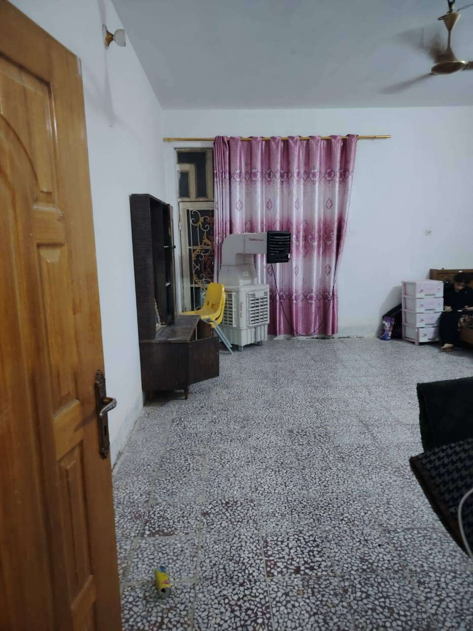 بيت للبيع المساحه 400 متر طابو زراعي سند 25 قرار محكمه
شارع 10متر 

عنوان كوفه علوت الفحل شارع الفلل وره متنزه جنات الكوه مباشر 

أساس وسقف صب کونكربت بنیان طابوك نهروان 

البناء جديد ونضيف رضيه كاشي كل البيت 

يحتوي غرفتين  وستقبال وصاله ومطبخ وصحيات داخليه وخارجيه

 وطارمه جبيره
العنوان شارع الفلل وره متنزه جنات الكوفه مباشر 

متوفر كافه الخدمات 
واتساب ***********
