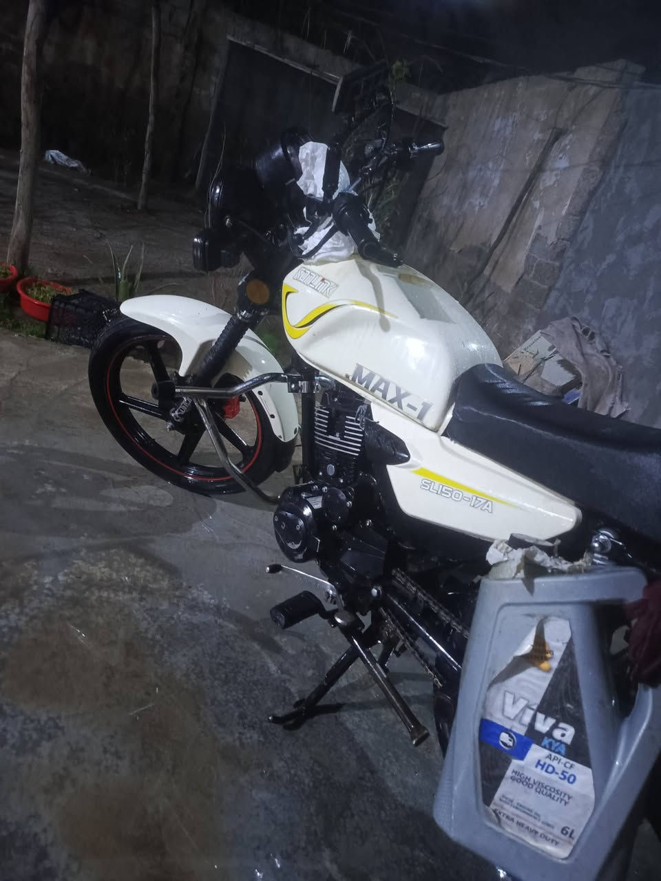 دراجه سونك للبيع اداوات
موديل 23 
سعر 425 مكاني تقاطع السادة 
واتساب موجود ***********
