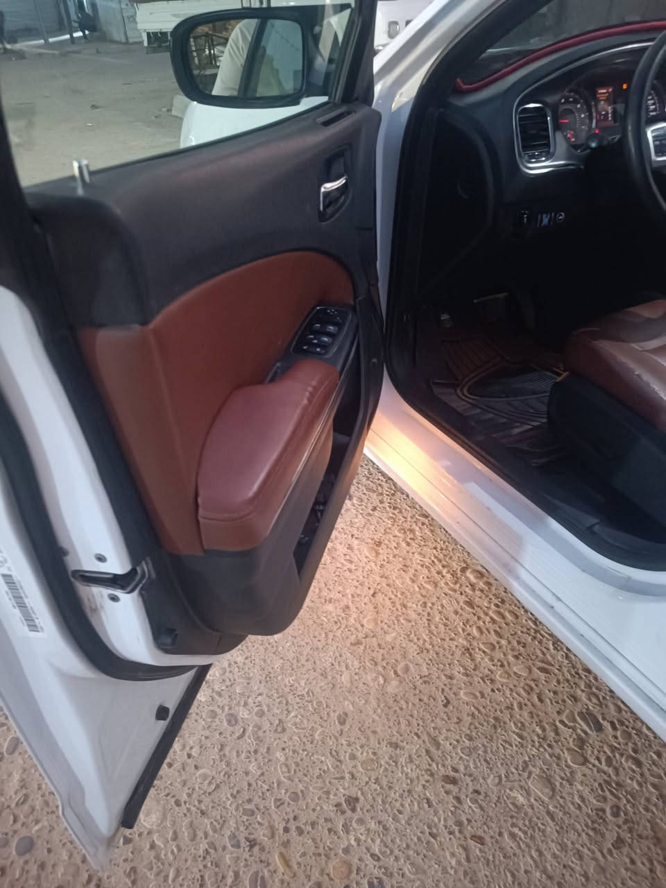 سلام عليكم ✋ جارجر للبيع
موديل 2012 رقم بغداد باسمي خليجي كير ماوس كفالة عامه باستثناء البارد  الموضح بالسونار  وبيها تلحيضات بسيطة ما مشتغله على خط وتجي وتشوف... سعرها 165 للاستفسار الاتصال على الرقم ***********
العنوان/ ميسان قضاء العمارة - حي الرسالة
