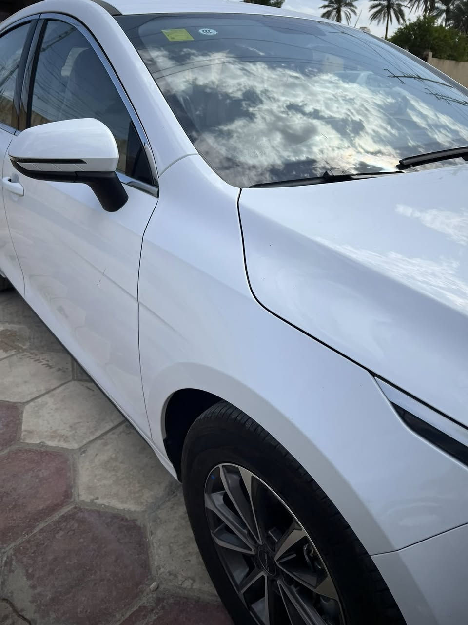 للبيع موديل 25 بوضع الشركه ماشيه 3000 وشويه مكان كربلاء بسمي تحويل مباشر سعر 18 وسبعمية ***********
