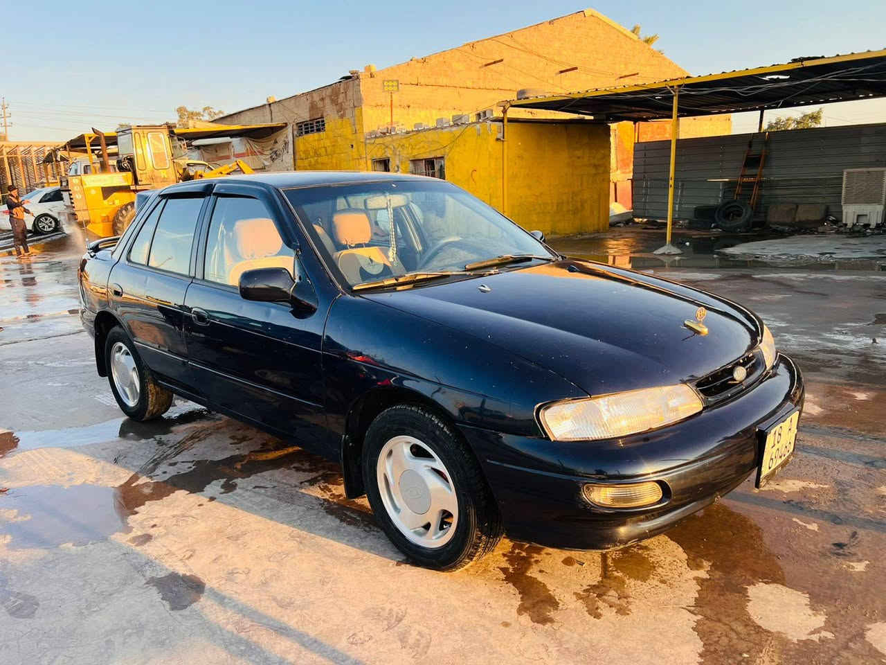 يالله.. سلام عليكم حبايب للبيع كيا سيفيا
موديل 95.
رقم بابل انكليزي. 
صدر جديد. 
تخم تاير. 
كهربائيات كلها شغاله.
داخل تخبل شرط زيرو 
شرط فره كامله بيها اربع بوب جنطة بنيد جاملغات دعاميات مقفل كله حاويه زيرو صبغ جاملغات خلفي وقماره  مسجل شاشه سستم صوت يخبل.. السياره جاهزه كل نقص ما بيها مال اخ لاخو شرط تراي اوله... اسف ع الاطاله.. المكان بابل جبله.. 
***********... ‏‪***********‬‏
