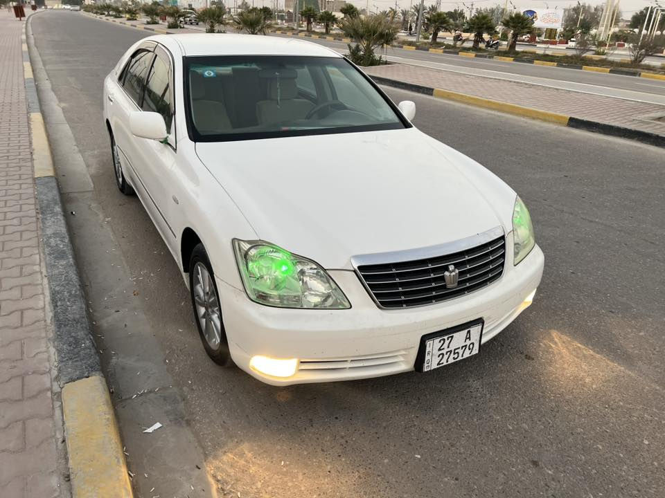 البيع شاهينه موديل 2004 رقم جديد تحويل ثاني يوم سياره جديده شاصي 80 موصفات دكمتين جاهزه كير مكينه حداديه كارتون دخول جديد مكفوله ضربه وكصه العنوان البصره سفوان  سعر ١٢٥ستفسار ***********
