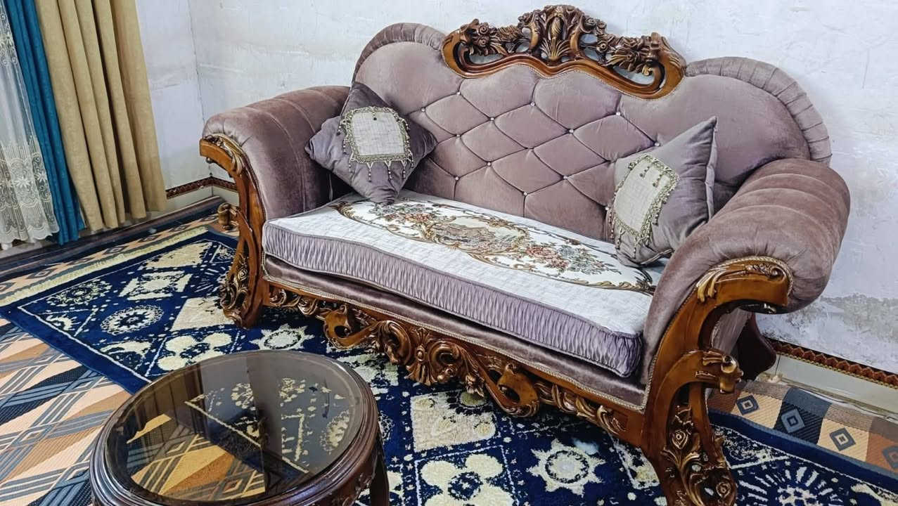 تخم 12 مقعد ملكي زان تركي تزكام درجه اوله معه طبلات 3 وكوشات هديه اسعر 425 لعنوان كربلاء بدايت امن اداخلي يوجد توصيل ***********
