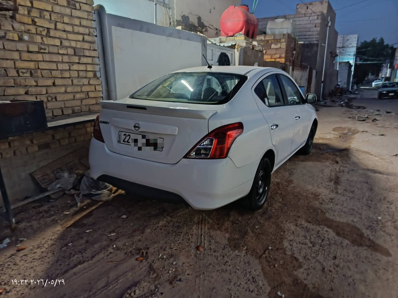 السلام علیکم نيسان صني هندي مديل 19 سنوية 29 رقم اربيل السياره بيها تكحيل بسيط السعر 100 وبيها مجال المكان نجف 
رقم الهاتف ***********
