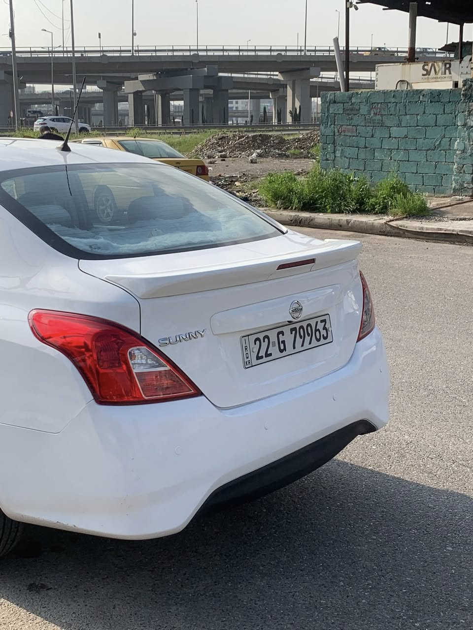 نيسان صني 2021 بليته الزركه هندي
محرك كير شرط وضع شركة 
ماشيه 63 الف 
سنويا هزه ورقم جاهزه مباشر عل تحويل 
كابون بانزين ماستر 
السياره باسمي اني الشرعي شرط التحويل والوكاله 
بيها بارد جاملغ الوراء وباب السايق بي بغصتين وماشرلك بل صور 
وبيها طخه خلفيه بسيطه 
السعر 113 وبيها مجال 
للتواصل عل رقم *********** بي واتساب
