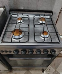 طباخ مصري • نضيف • قابل تفاوض