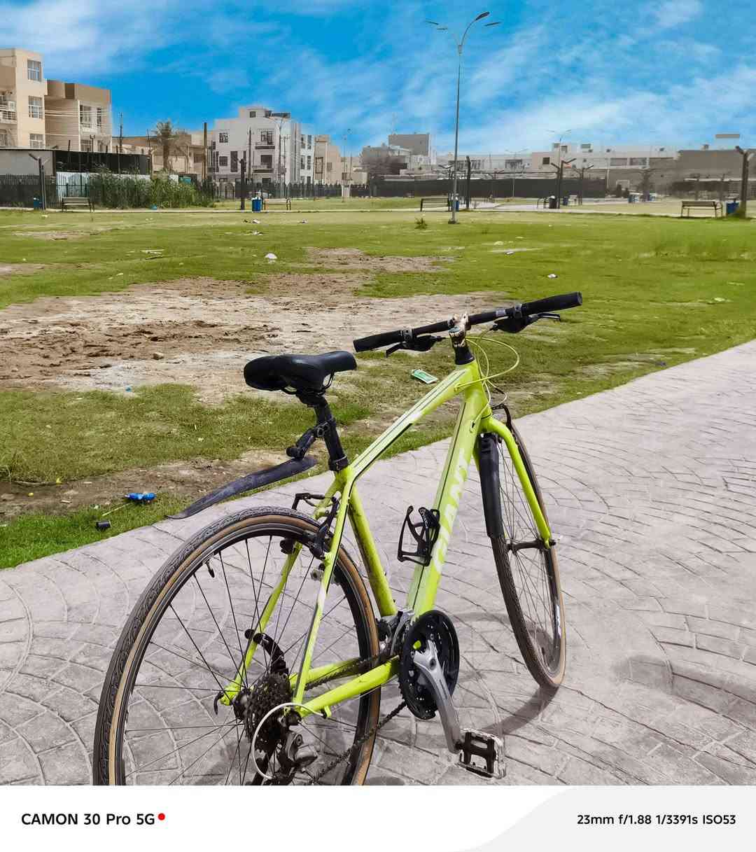 بايسكل جاينت سكيب آر إكس giant escape rx
‏بايسكل هجين ألمنيوم بالكامل نسخة حديثة وتصميم مميز

‏ حجم 28

‏ الفريم small

‏سستم شيمانو ALTUS 

‏السرعة 3*9

‏ بايسكل أصلي مختم giant بالكامل

‏ السعر 200 ألف وبيه مجال بسيط

‏مكاني بغداد - الغزالية


**إذا كنت صاحب هذا الإعلان وتريد حذفه لأي سبب، رجاءا أرسل رسالة إلى الدعم الفني**