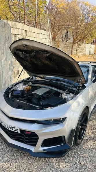 عربي / كوردي 
سلام عليكم 
للبيع 
Camaro 2017 2ss 
كشف 
سيارة فوول مواصفات 
ماشية ٧٠ الف 
كير و محرك كل بشرط
قطعتين صبغ و شوية بونت صبغ بدون دواخل و بدون ارباك 
بجم كبس 
سنوية و رقم كل جديد 
تحويل و وكالة كل ب شرط 
مكاني اربيل 
سعر ١٥٠ بيها مجال بسيط 
*********** واتس اب

بوو فروشتن 
Camaro 2017 2ss
فوول مواصفات 
٧٠ هةزار رويشتووه 
گیر و مةكينه بةشةرت 
۲ پارچةي سبووغه و کةميك بونيتيش سبووغه 
بی ژووری و بی ئةرباگ 
سةنةوي و رةقةمي نويه 
تحويل و وكاله بةشةرت 
سعر 150 كةميك مةجالي تيداية 
*********** واتس اب أربيل
