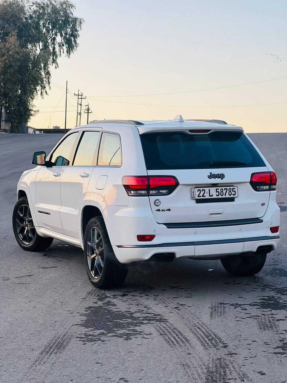 جيب  2020 للبيع او مراوس اب #تاهو 
S خليجي 

فول مواصفات
 كفالة عامة محرك 6 Vرادار امامي مع مانع تصادم . تحذير الخروج عن المسار .  رباعي 4x4 المقاعد الأمامية كهربائية .ذاكرة لحفظ وضعيات الجلوس . المقاعد الأمامية  تبريد وتدفئة . المقاعد الخلفية مع تدفئة . انظمة القيادة .نقطة عمياء ..مقود السائق كهربائي . تدفئة ستيرن . سقف بانوراما .شاشه كبيرة مع نفكيشن GPS . كشافات ضباب  زنون . تشغيل عن بعد .صندوق كهربائي حساسات أمامية . حساسات خلفية .كاميرا خلفية .مرايا متحسسه للضوء العالي . 
محدد سرعة . 

ماشيه 100كم هواية مواصفات 
السعر
31000$
للاستفسار هذا رقمي 
***********
العنوان موصل حي الحدباء
