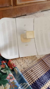 عني هاذه راوتر البيع مكاني حي فرات مجمع المصطفى 07811843818