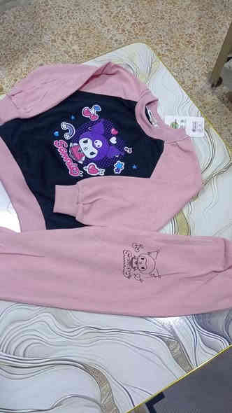 توفرت تراكات للبنات وللولد 🫢
خامة قطنية وقديفة وبهاري فالين جديد وحصري درجة أولى ❤️‍🔥
القياسات "من عمر سنة الى 10 سنوات 
للحجز والاستفسار واتس اب *********** 
مع ارسال صورة للموديل 
يوجد خدمة توصيل داخل الحسينية 🌸🩷
