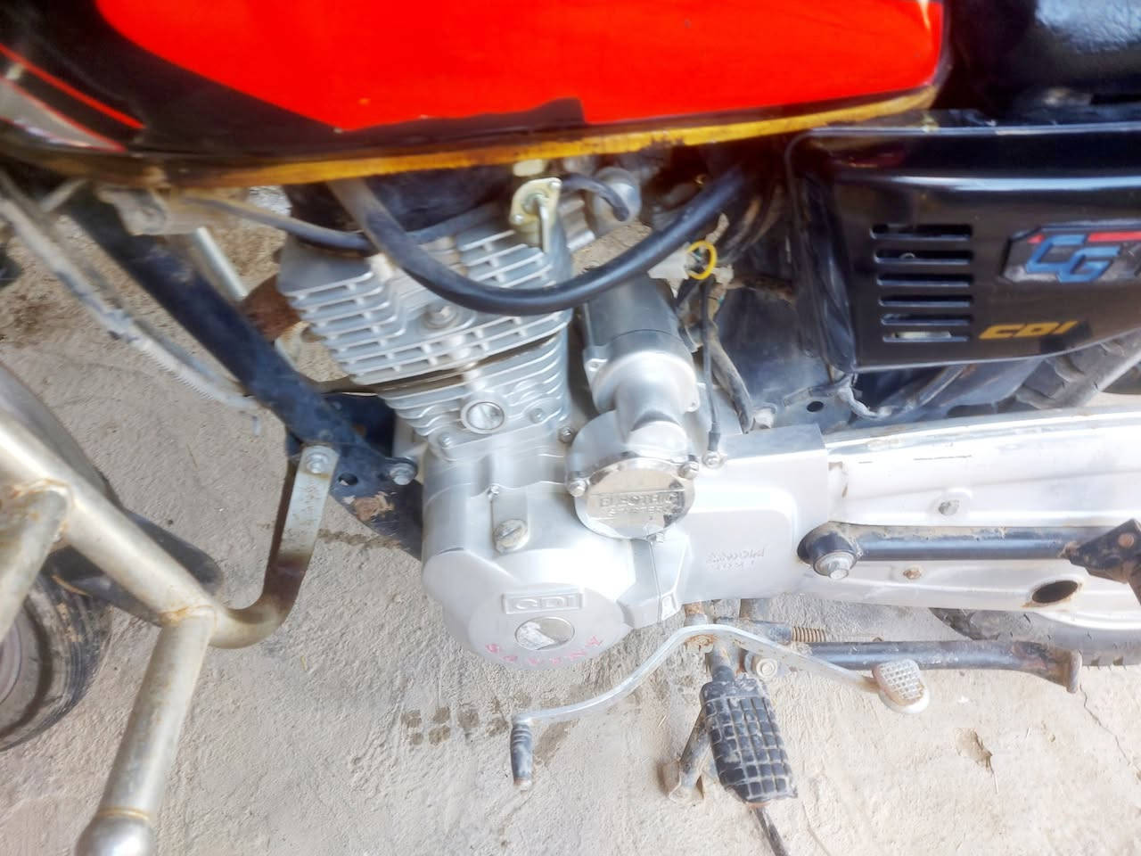 سيفان ٢٠٢١ كامل نقص بس باتري اوراق كاملة السعر ٣٥٠ بي مجال 
ديالى الخالص 

***********
