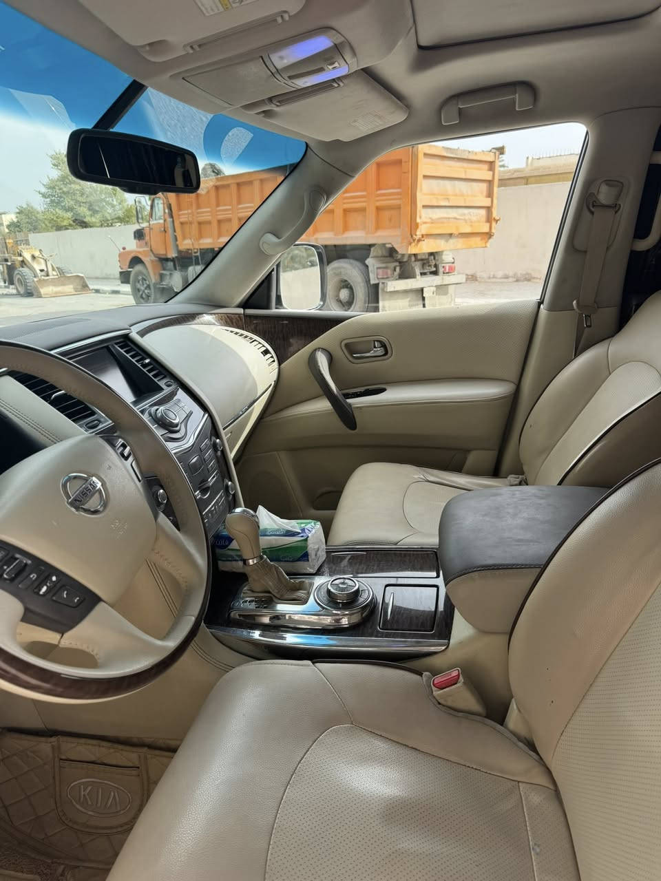 نيسان باترول مديل 2010 محدثه 2024 ماشيه 222 السياره كفاله عامه من كل حادث محرك صغير بدون طاحونه سياره فول موصفات مكان السياره النجف حي حنانه ***********
