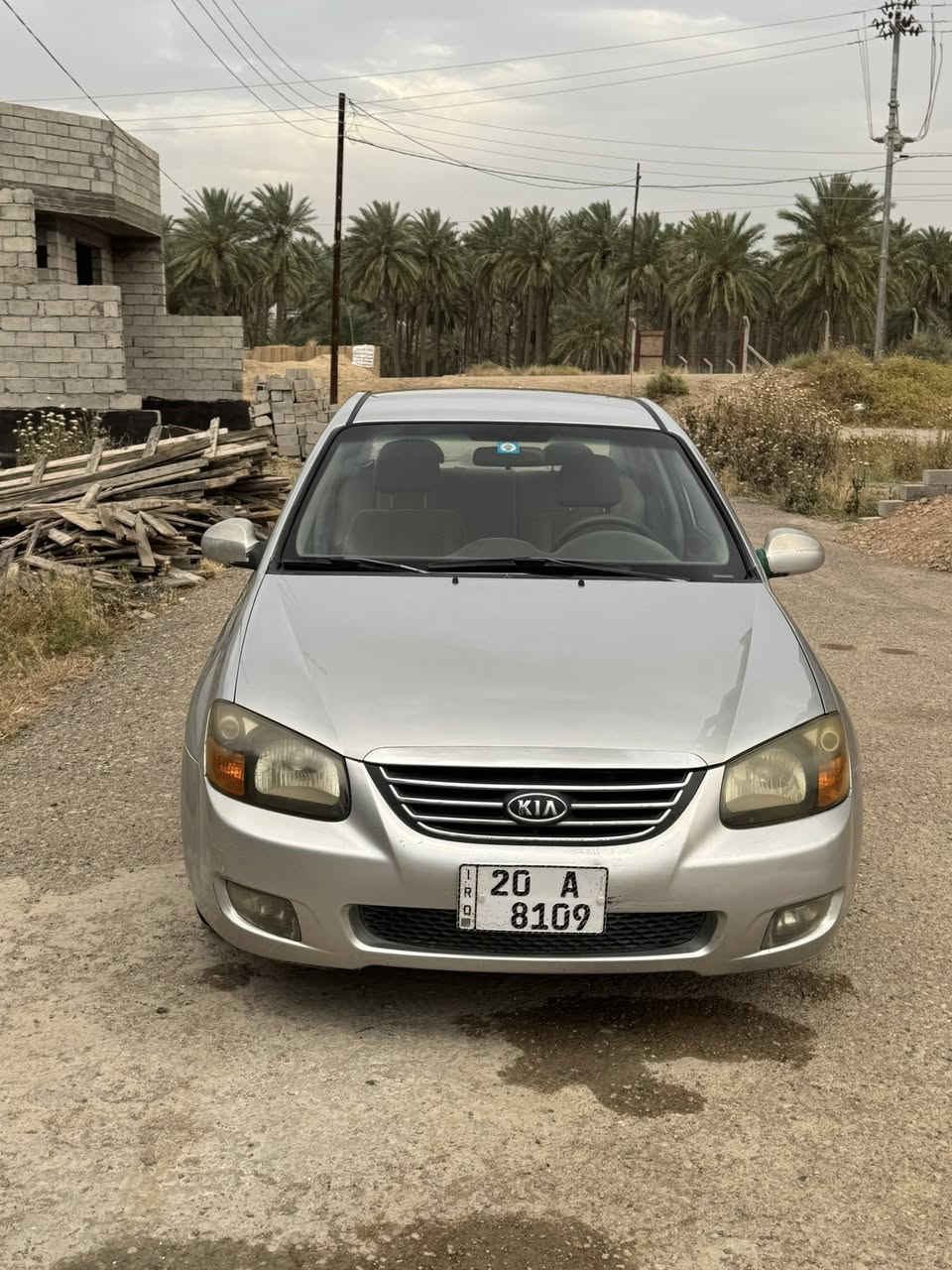 السلام عليكم 
للبيع سبكترا 2008 
السياره بيها صبغ جامرلغ وباب جهه الصدر 
سياره جاهز كير مكينه حداديه تبريد تدفئه
العنوان بعقوبه تقاطع القدس 
للأستفسار ***********

