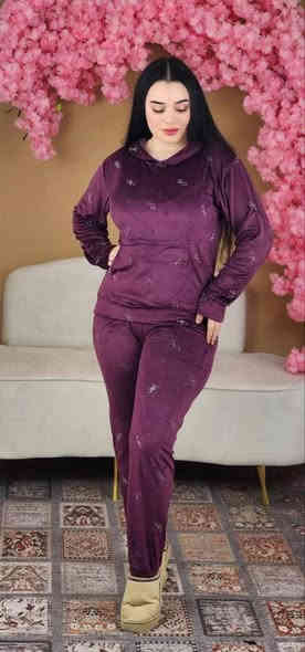 قناة تلغرام👈👈👈  https://t.me/vfdjb
#جديدنا_الموديلات_المختلفه_جملة_فقط

تراكسود قديفة ستراس الاصلي درجه اولى 
فري سايز يلبس من وزن 55  الى 90 

سعر الدرزن 90  الف
درزن 6 لون
واتساب👈👈 ***********
