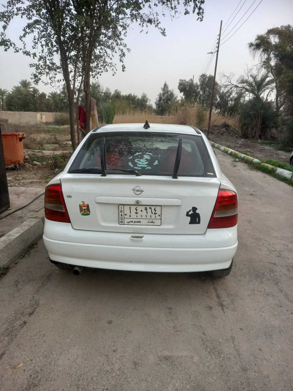 السلام عليكم ابل استره موديل 2002للبيع او مراوس الرقم بغداد مصبوغه عام للجماليه محرك 200كير عادي الرقم 
*********** موجود وات ساب
