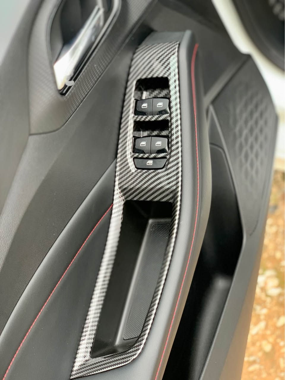 MG Gt 2025 💫
💠گێڕ عادی بۆیاخ تەنک - تەنها 5000 کم ڕۆشتووە - شتی دانسقە و جوان-دەعامی بۆ دەعامی نوکە دەرزی نیە سۆنەر دانراوە- بەصمە و شاشە و حاسە و کامێرایە - دەرگا بەصمەیە - ئاوێنە کارەبا -ئاوێنە ئیشارە- پێشو داوی لیدە 
✅تازە ڕۆنی گۆڕاوە لە مۆتڵ 
 🔥کامل جوانکاری: تاقم کوشنی ویل فیت بە لۆگۆی MG -سوکانی تەقەڵ و  گاعی قاڵب - کامل ناو دەسکی دەرگا و لای گێڕکەی کراوە بە  فایبەر کاربۆن 
نرخ/  103 💵
🕹️ شوێن سلێمانی
📲*********** السليمانية, العراق
