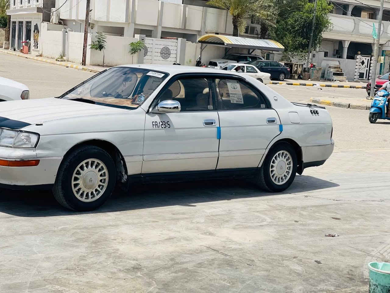 كراون بطه متصل موديل 1992  مكينه ثنين ونص  كفاله عامه من كشر حداديه كهربائيات تبريد تخم تاير مال جناي سعر 56وبيهة مجال مكاني واسط الكوت رقمي ***********
