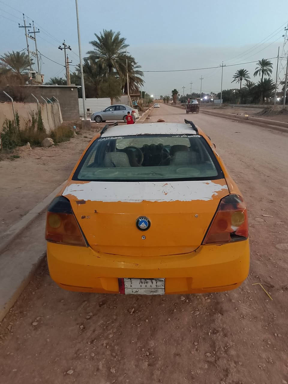 السلام عليكم سيارة جيلي البيع كامل حدادية وكهربائيات كير ومحرك كورلة رقم نجف سعر مناسب ***********
