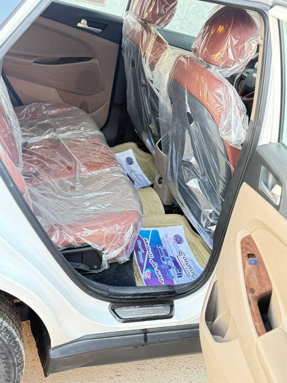 السلام عليكم
توسان 2020 خليجي  رقم بغداد الجديد بسمي  

 ماشيه ٧٧ الف   محرك كير وضع شركه برغي مامفتوح 

مواصفات 1/1 

عدا بونراما

5عدسات 

سايد بريك رجل

تشغيل بصمة 

بيبان بصمة  

مقاعد امامي كهرباي 

شاشة كبيرة 

شحن لاسلكي 

تبريد داخل جكمجه 

3وضعيات تشغيل 

ايكو/سبورت/نورمل 

قطعتين تبريد 

حساس امامي

حساس خلفي

تخم تاير جديد 
5ويل  سبير منازل
*********** واتساب وخاص
