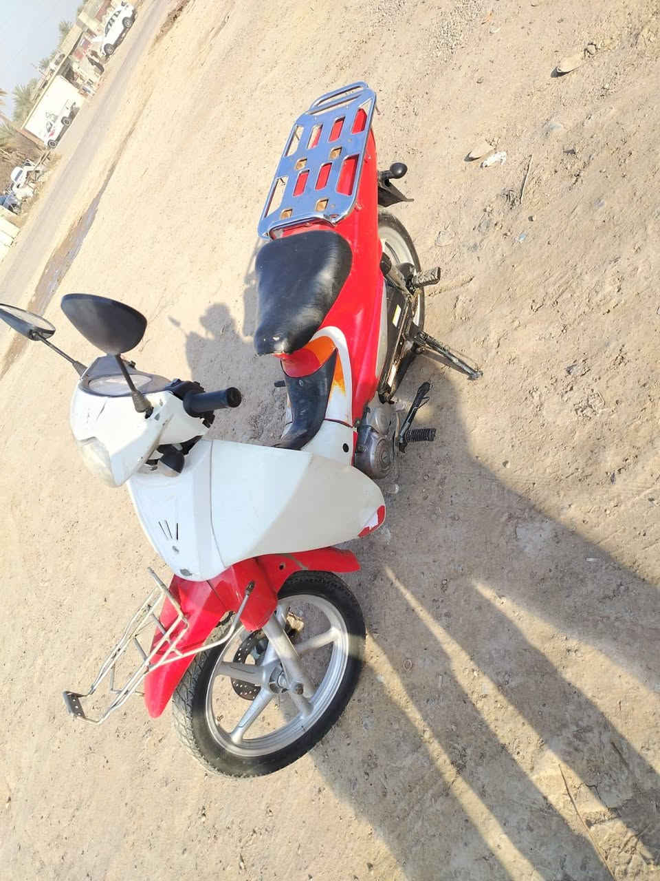 السلام عليكم سرفيز للبيع ماطور كشر ابلادي بي خيط دخان اول ما يشتغل كهربائات. كله شغاله 450 وبي مجال قليل لاتصال ***********
