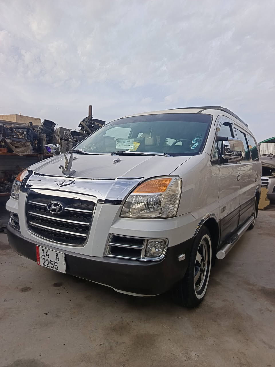 ستاركس 2007 مسكر كير اوتمتيك رقم بصره دولي 
مكفوله كفاله عامه محرك كارتون تبريد ويا السويج مال جنايه اي نقص ما بيها 
السعر خاص وتدلل 
***********
