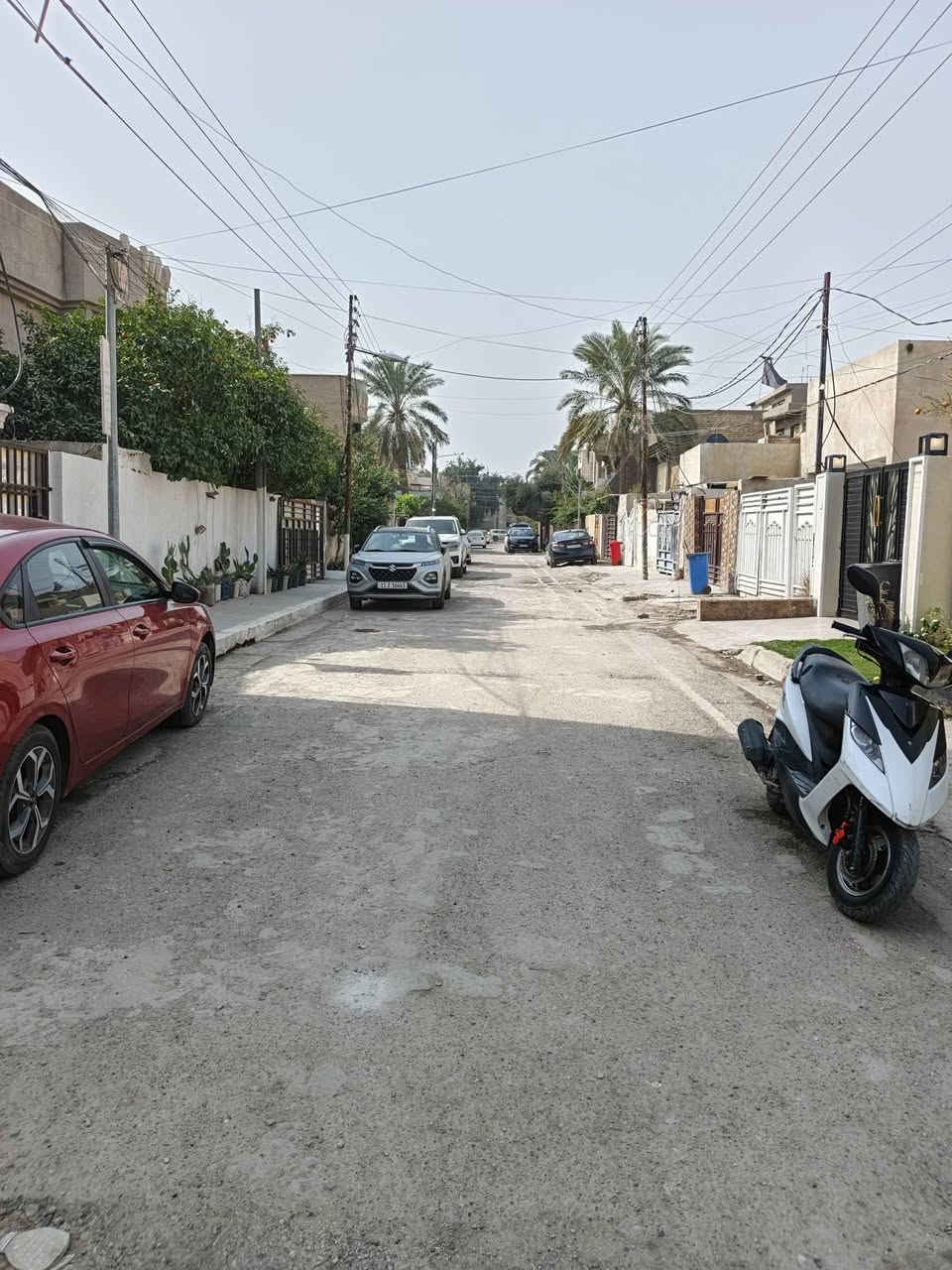 السلام عليكم قطعة أرض للبيع المساحة 85م العنوان الغزالية مربع قطايف للاستفسار..,***********
