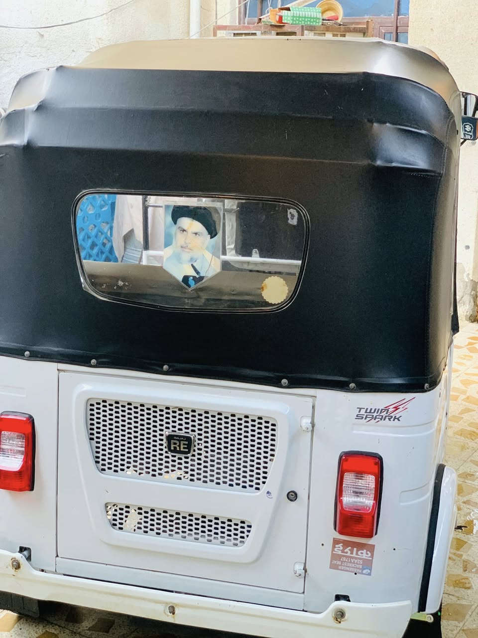 سلام عليكم تكتك لبيع مديل ٢٠٢٢شهر ٧تكتك نضيفه وحله من بل صور تكتك مكفوله مكينه وكشر بس بيه طخه من وره راجع اله البارد وباقي كله مكفول مكينه وكشر مكفولات مرقمه وسمي مكاني حى ور رقم الهاتف ***********
