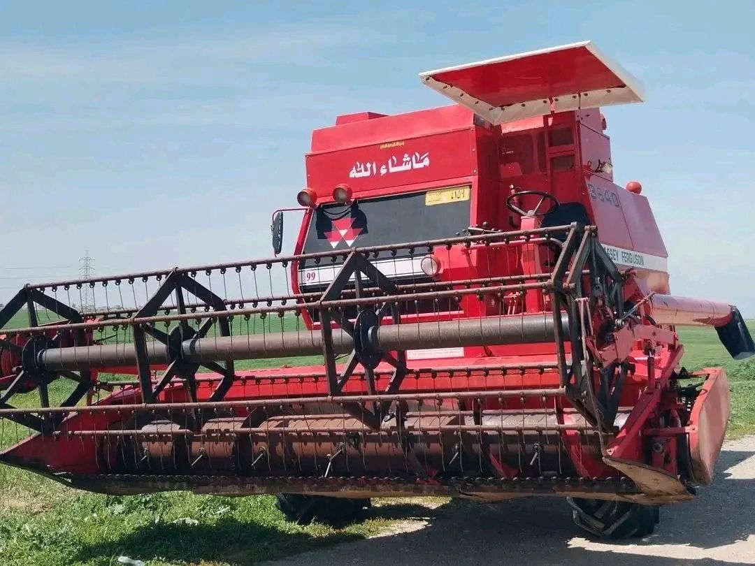 حاصده فوركسن موديل ٩٩ وضع شركة جاهزة على الحصاد الاستفسار على الرقم *********** كورك ***********
