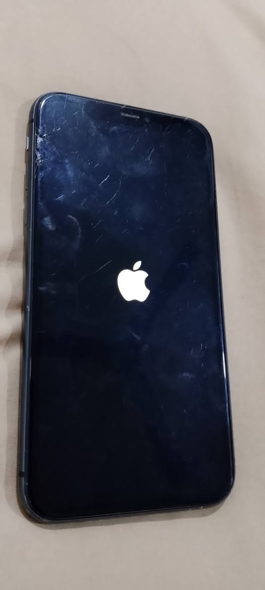 ايفون ١١ عادي
الجهاز وتر بروف على وضع شركه 
مشكلته فقط ناسي حساب ايكلود
جهاز غير داخل تصليح
بي فطور بسيطات ف الشاشه
ذاكره٢٥٦
عنواني نجف
سعره ١٣٠ قفل


**إذا كنت صاحب هذا الإعلان وتريد حذفه لأي سبب، رجاءا أرسل رسالة إلى الدعم الفني**