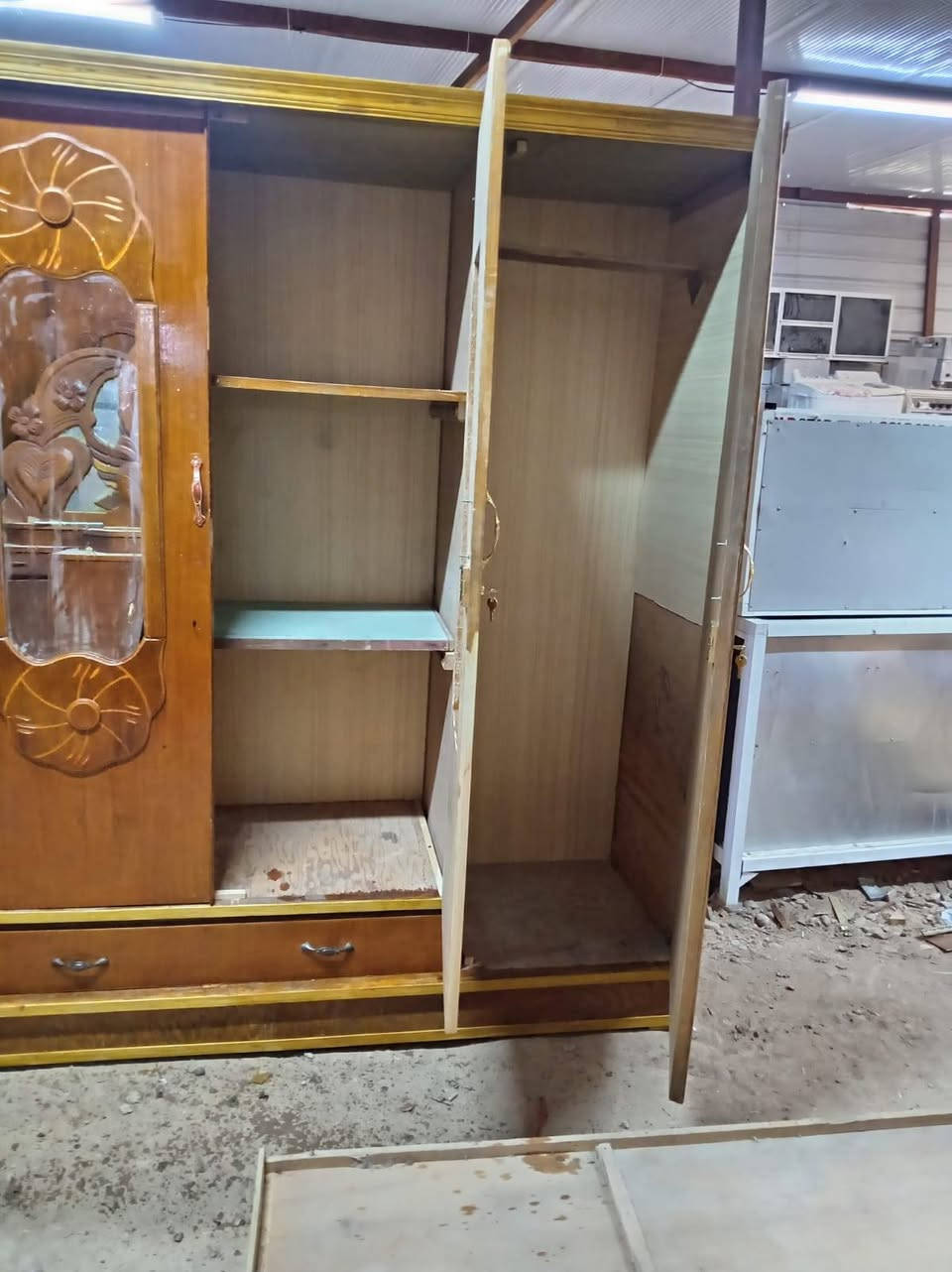 كناتير علىى ١٨٠ الف واحد حجزو يله اكو توصيل شراي يتفضل خاص


**إذا كنت صاحب هذا الإعلان وتريد حذفه لأي سبب، رجاءا أرسل رسالة إلى الدعم الفني**