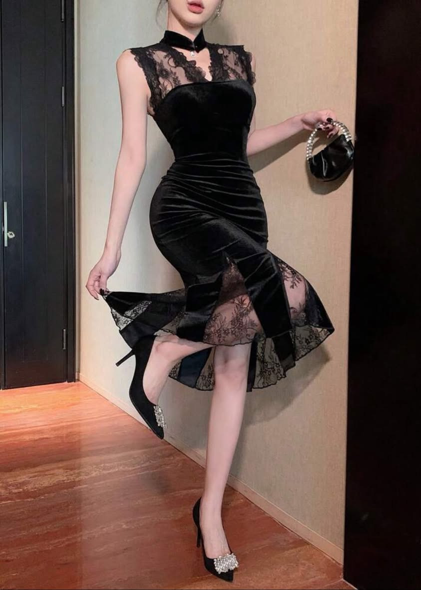 فساتين للبيع 
نفس الصور بالضبط 
للاستفسار خاص 
متوفر توصيل داخل بلدروز ومحافظات ♥️ 

*ملاحظه الفساتين من شي ان يعني جددد ❤️‍🔥


**إذا كنت صاحب هذا الإعلان وتريد حذفه لأي سبب، رجاءا أرسل رسالة إلى الدعم الفني**