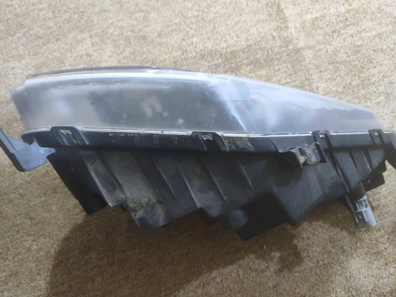 سلام عليكم ورحمه الله وبركاته عندي بلو جكتر مال فورتي لبيع جه اليمنيه بي شخوط بل  بوليش يروحن قيم اخذ هذه رقمي ***********
